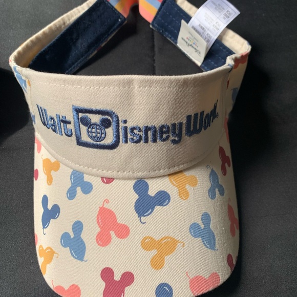 SET OF 2 WALT DISNEY WORLD HATS WITHOUT TAGS NEVER WORN - Picture 2 of 8